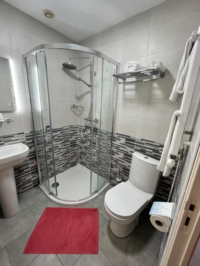 Hotel De Guise Sarl Екстер'єр фото